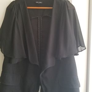 **SOLD** Chic City Flowy Blazer